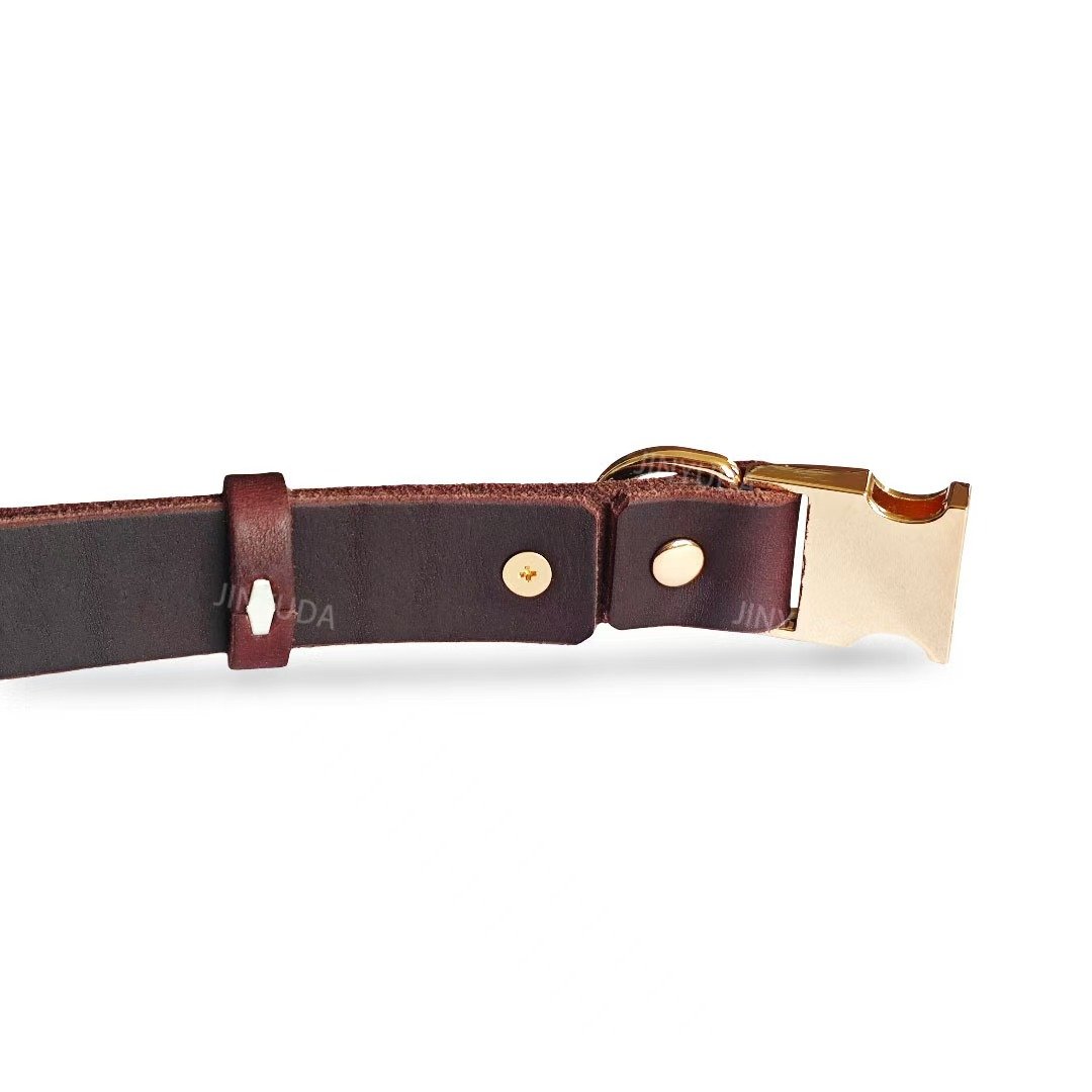 185 collar brown detail